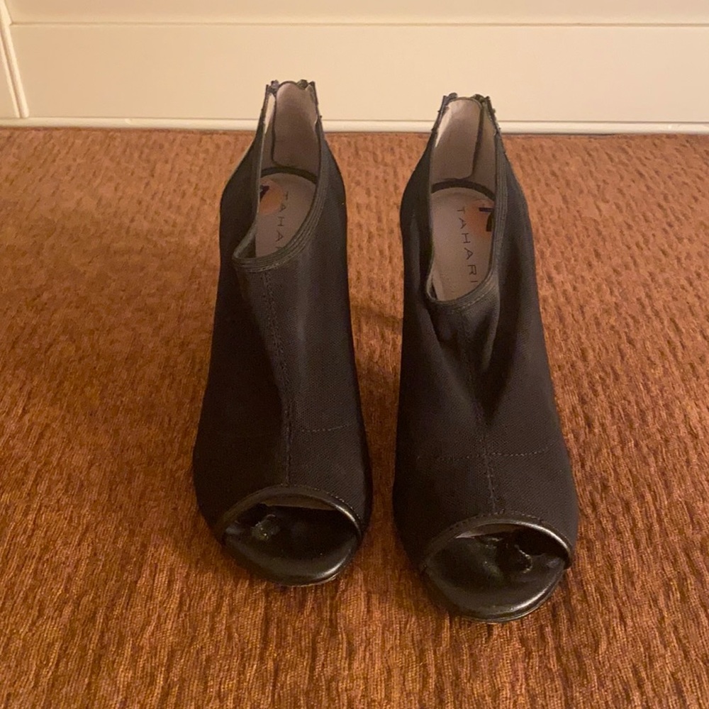 Tahari high heeled peep Toe Shoe Boots